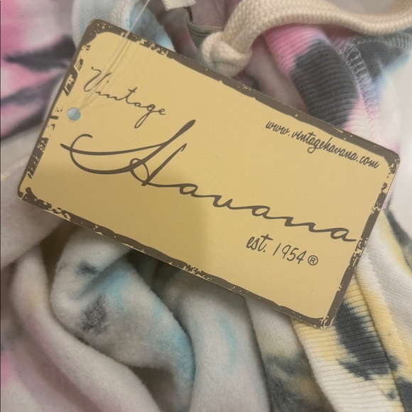 NWT Vintage Havana Tie-Dye One Shoulder Sweatshirt & Jogger Sweatpants - Picture 11 of 11